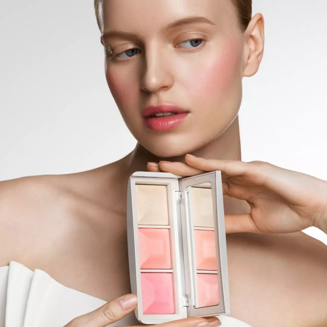 SHIKStudio Палетка запеченных продуктов для лица 04 HIGHLIGHTER | BLUSH PEACH | BLUSH ROSE Фото (миниатюра) 2